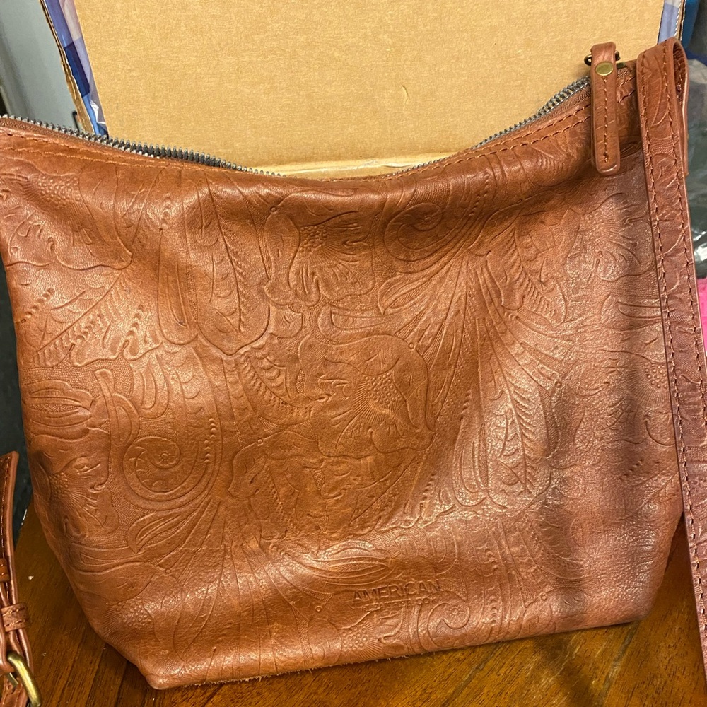 Leather cognac cross body bag